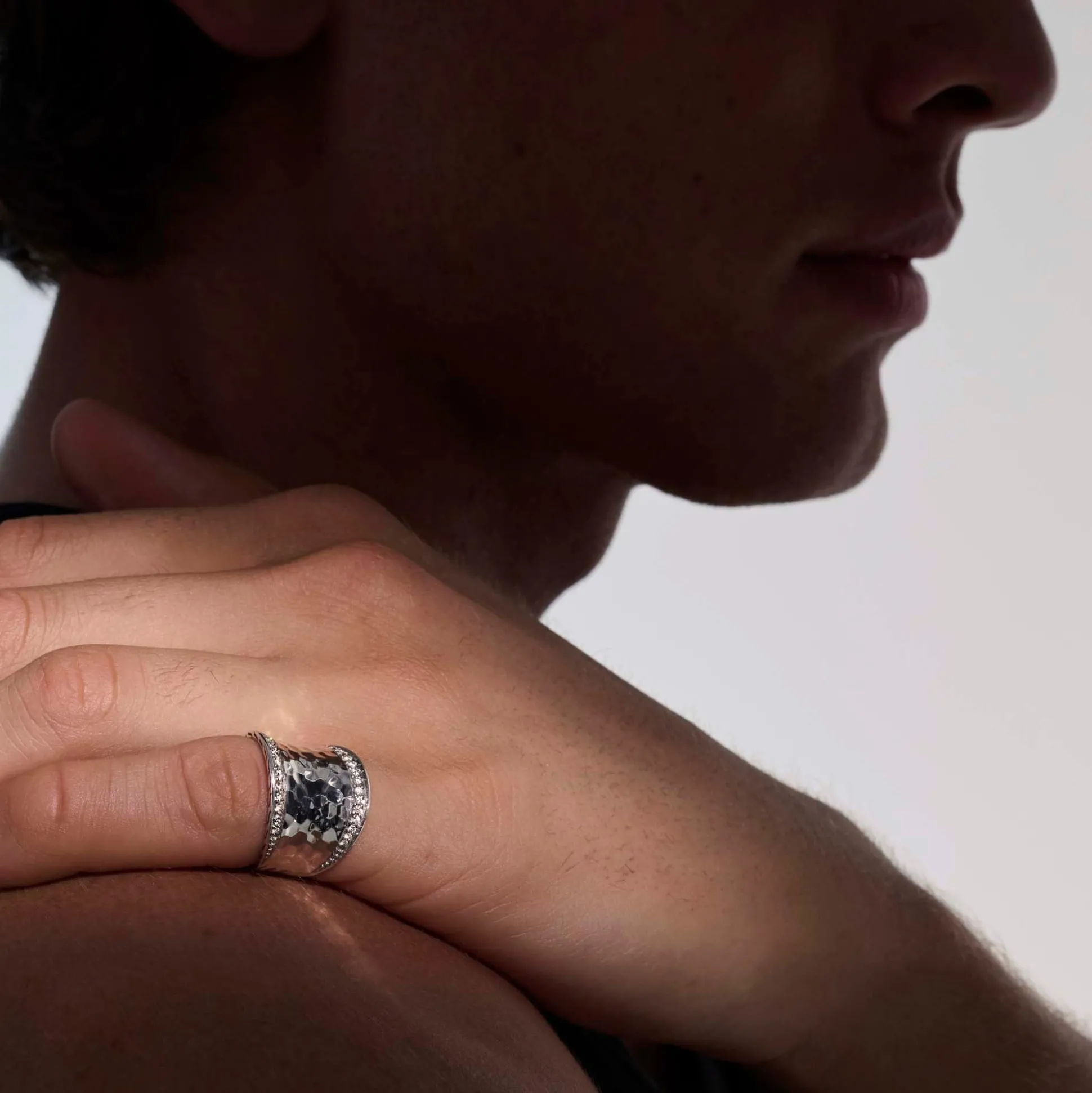 Women John Hardy Statement^Palu Saddle Ring, Gold, Diamonds