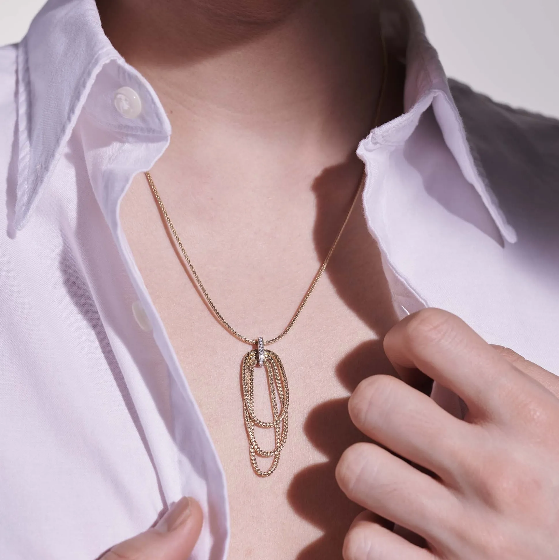 Women John Hardy Pendants^Soft Chain Pendant Necklace, Gold, Diamonds